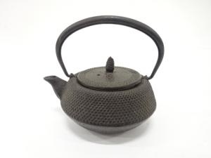 霰地文　南部鉄器　小鉄瓶